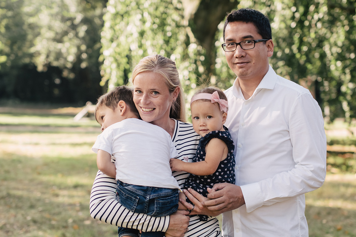 Familienfotos-im-Sommer-im-Park