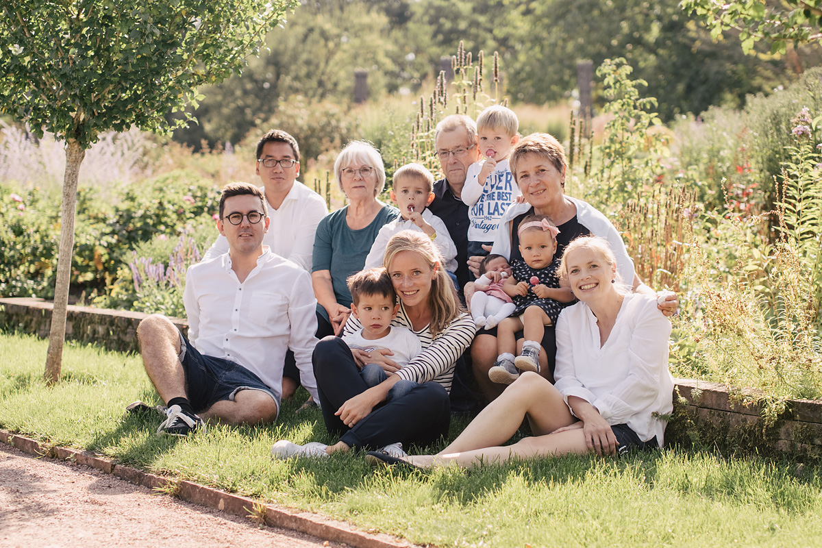 gestellte-Familienfotos-natuerlich-fotografiert