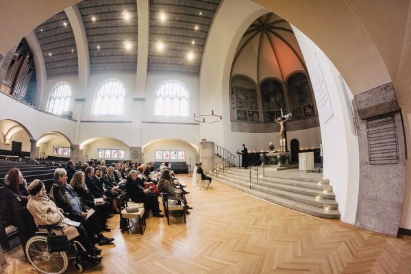 Kirchliche Hochzeit im Dezember - Pauluskirche und Orangerie – Foto 37