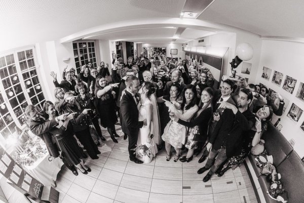 Kirchliche Hochzeit im Dezember - Pauluskirche und Orangerie – Foto 87