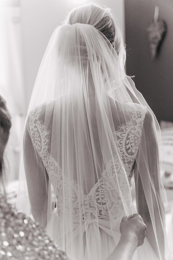 Kirchliche Hochzeit in Walluf und Feier auf dem Weingut Balthasar Ress – Foto 13