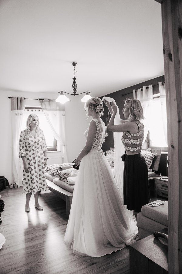 Kirchliche Hochzeit in Walluf und Feier auf dem Weingut Balthasar Ress – Foto 14