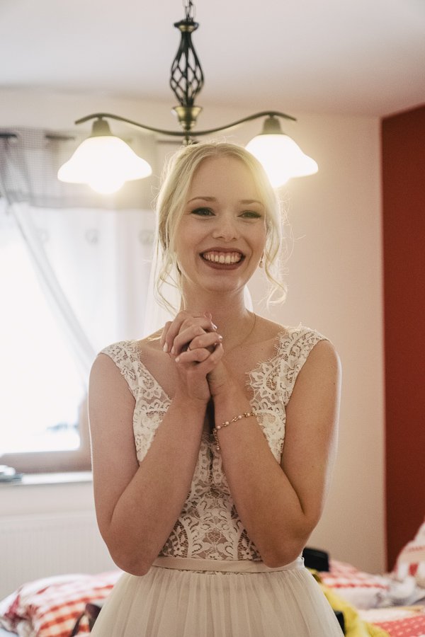 Kirchliche Hochzeit in Walluf und Feier auf dem Weingut Balthasar Ress – Foto 15