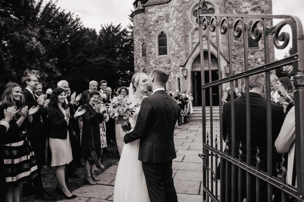 Kirchliche Hochzeit in Walluf und Feier auf dem Weingut Balthasar Ress – Foto 34