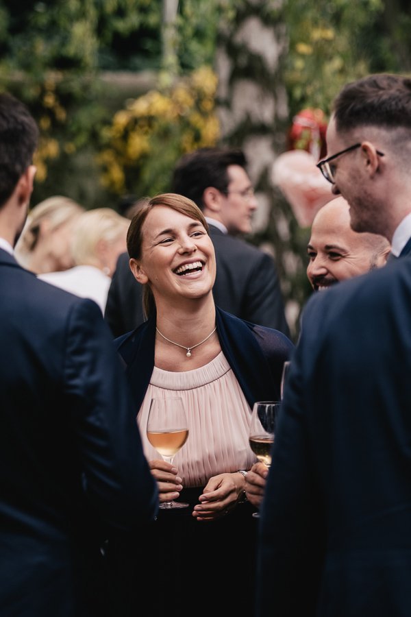 Kirchliche Hochzeit in Walluf und Feier auf dem Weingut Balthasar Ress – Foto 59