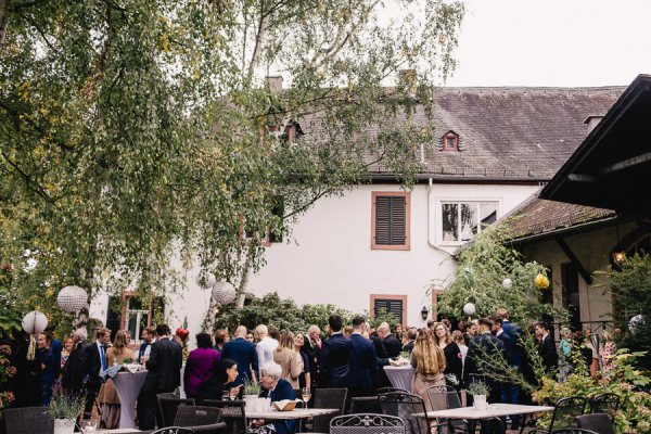 Kirchliche Hochzeit in Walluf und Feier auf dem Weingut Balthasar Ress – Foto 66