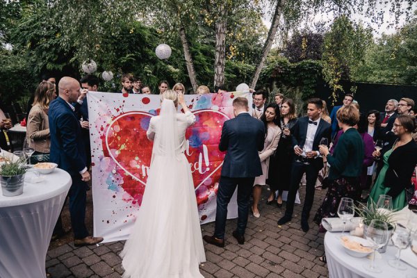 Kirchliche Hochzeit in Walluf und Feier auf dem Weingut Balthasar Ress – Foto 72