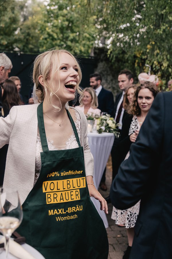Kirchliche Hochzeit in Walluf und Feier auf dem Weingut Balthasar Ress – Foto 74