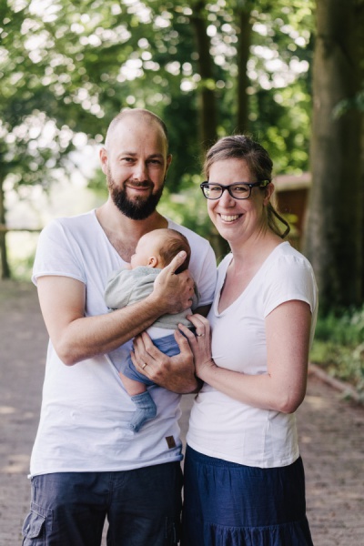 Neugeborenenfotos im Sommer in Ober-Ramstadt - Odenwald – Foto 1