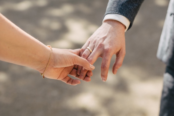 Hochzeit in Offenbach mit Feier auf dem Gut Hühnerhof – Foto 104