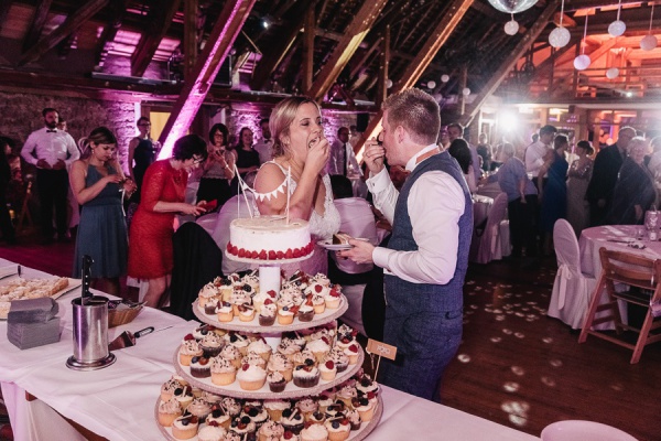 Hochzeit in Offenbach mit Feier auf dem Gut Hühnerhof – Foto 192
