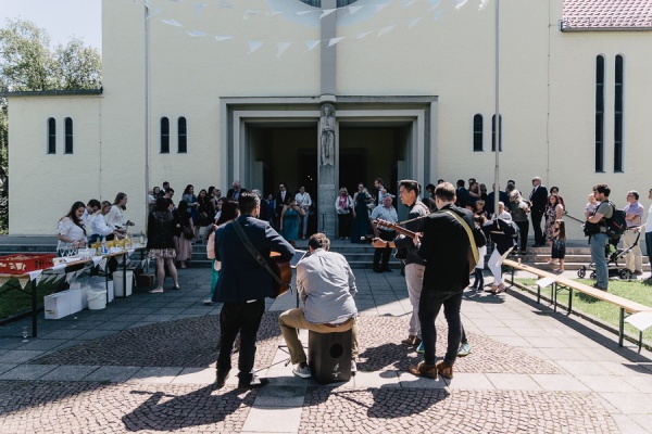 Hochzeit in Offenbach mit Feier auf dem Gut Hühnerhof – Foto 73
