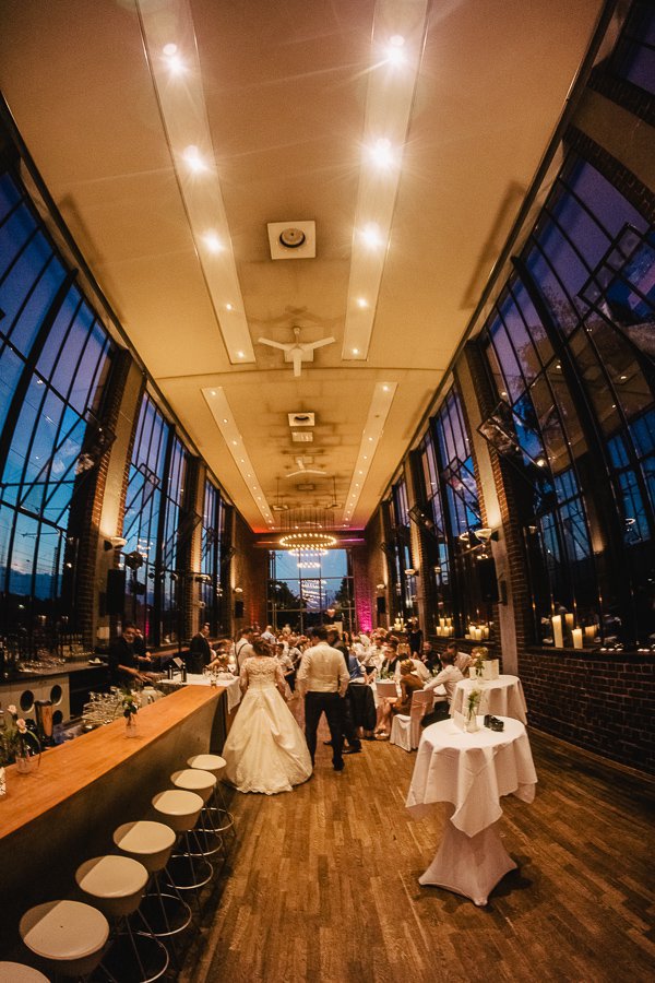 Traumhochzeit in der Weststadtbar in Darmstadt - Sommerhitze – Foto 115