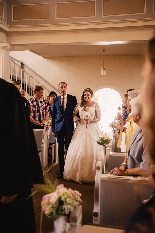 Traumhochzeit in der Weststadtbar in Darmstadt - Sommerhitze – Foto 30