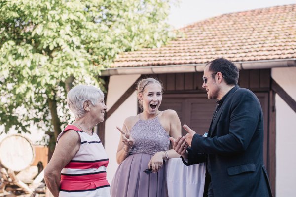 Standesamtliche Hochzeit in Erbach und Feier im Burghof in Kirchbrombach – Foto 119
