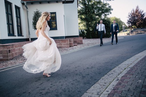 Standesamtliche Hochzeit in Erbach und Feier im Burghof in Kirchbrombach – Foto 127