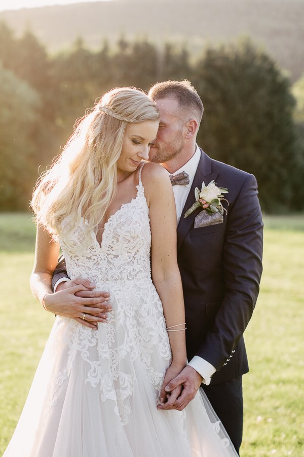 Standesamtliche Hochzeit in Erbach und Feier im Burghof in Kirchbrombach – Foto 132