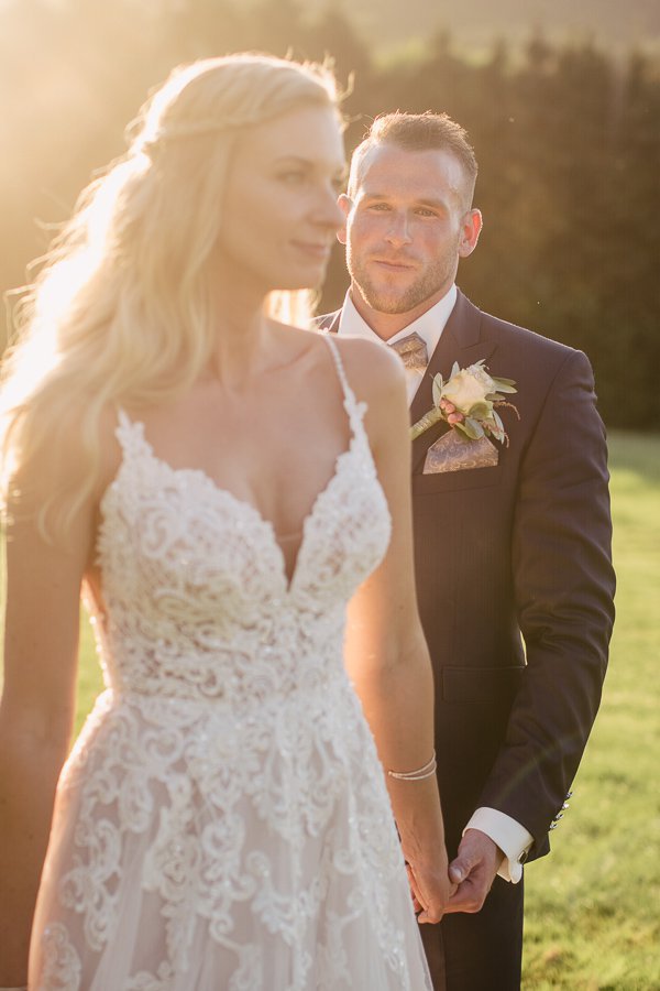 Standesamtliche Hochzeit in Erbach und Feier im Burghof in Kirchbrombach – Foto 136