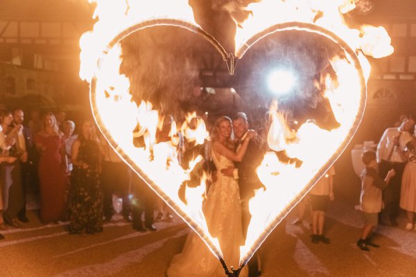 Standesamtliche Hochzeit in Erbach und Feier im Burghof in Kirchbrombach – Foto 150