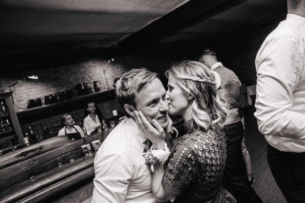 Standesamtliche Hochzeit in Erbach und Feier im Burghof in Kirchbrombach – Foto 156