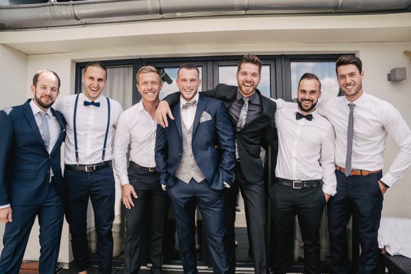 Standesamtliche Hochzeit in Erbach und Feier im Burghof in Kirchbrombach – Foto 25