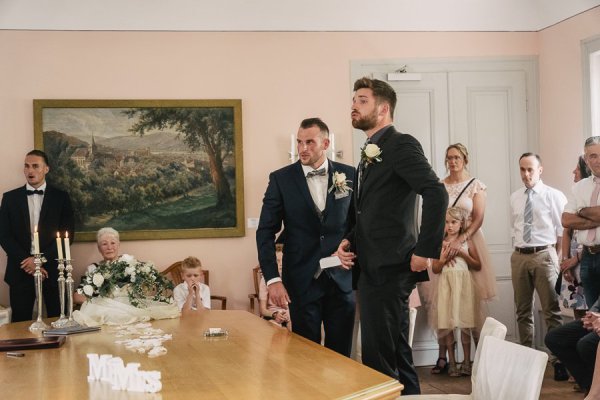 Standesamtliche Hochzeit in Erbach und Feier im Burghof in Kirchbrombach – Foto 39
