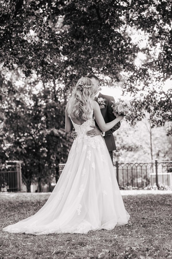 Standesamtliche Hochzeit in Erbach und Feier im Burghof in Kirchbrombach – Foto 76