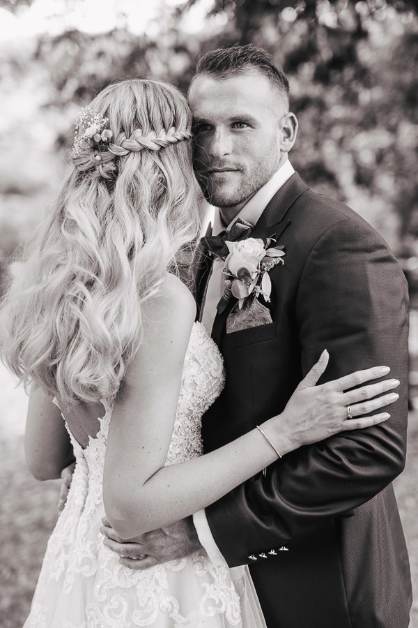 Standesamtliche Hochzeit in Erbach und Feier im Burghof in Kirchbrombach – Foto 82