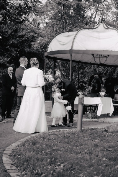 Standesamtliche Hochzeit im Dippelshof in Traisa – Foto 21