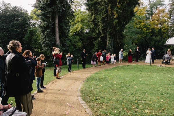 Standesamtliche Hochzeit im Dippelshof in Traisa – Foto 32