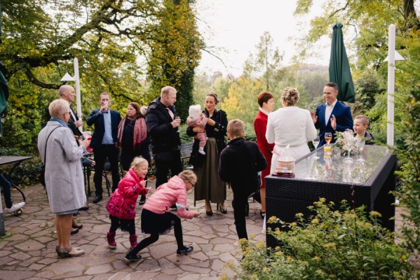 Standesamtliche Hochzeit im Dippelshof in Traisa – Foto 42