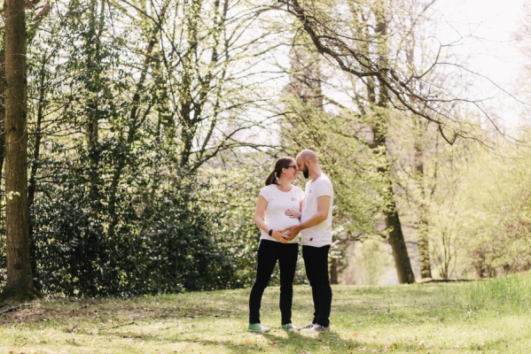 Babybauchfotos in der Natur - Odenwald – Foto 1
