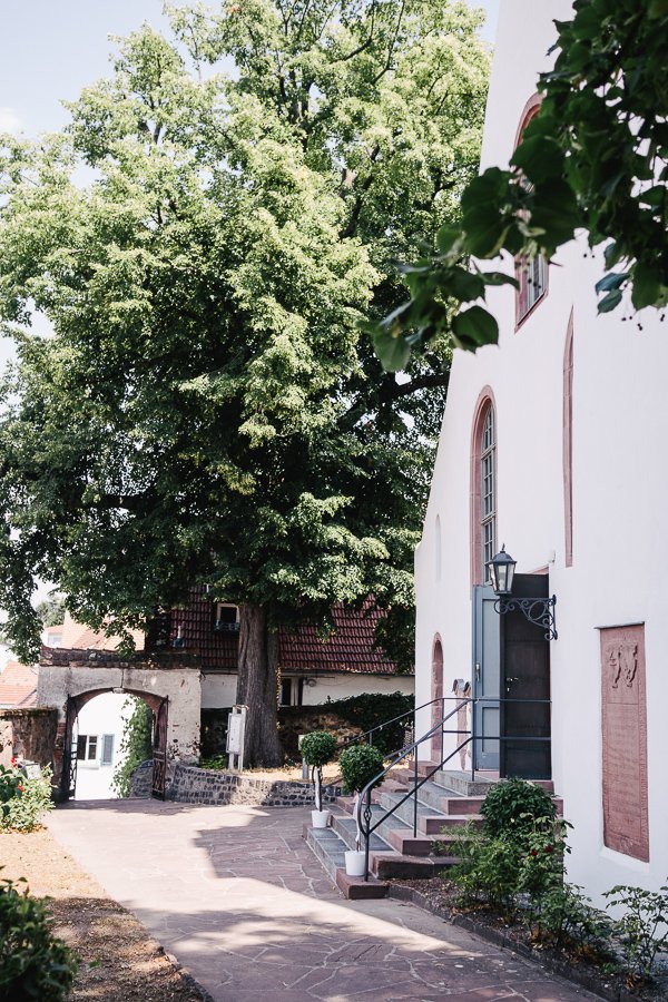 Kirchliche Hochzeit in Zwingenberrg und Feier auf dem Auerbacher Schloss – Foto 1