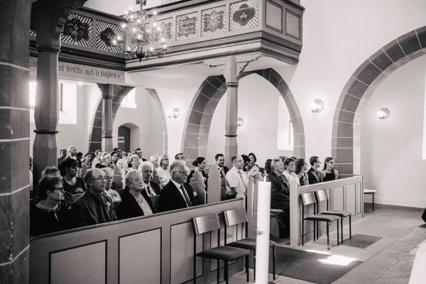 Kirchliche Hochzeit in Zwingenberrg und Feier auf dem Auerbacher Schloss – Foto 17