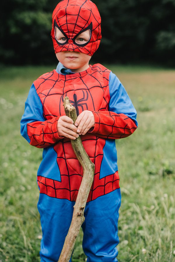 Familienfotos mit Spiderman – Foto 57