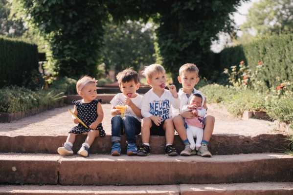 Mehrgenerationen Sommer-Familienshooting  – Foto 16