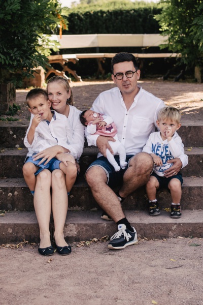 Mehrgenerationen Sommer-Familienshooting  – Foto 18