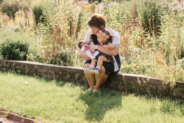 Mehrgenerationen Sommer-Familienshooting  – Foto 20