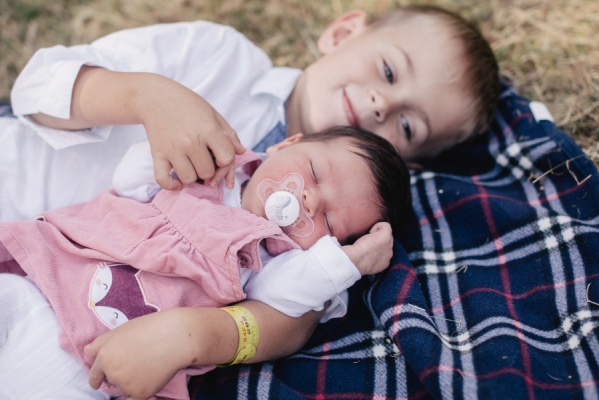 Mehrgenerationen Sommer-Familienshooting  – Foto 35