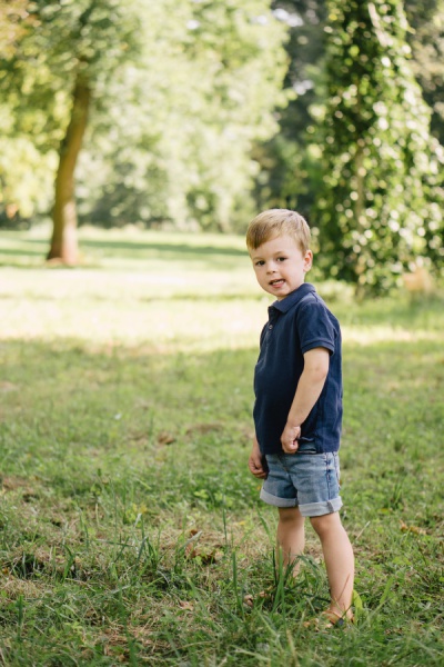 Familienfotos im Sommer in Darmstadt im Park – Foto 1