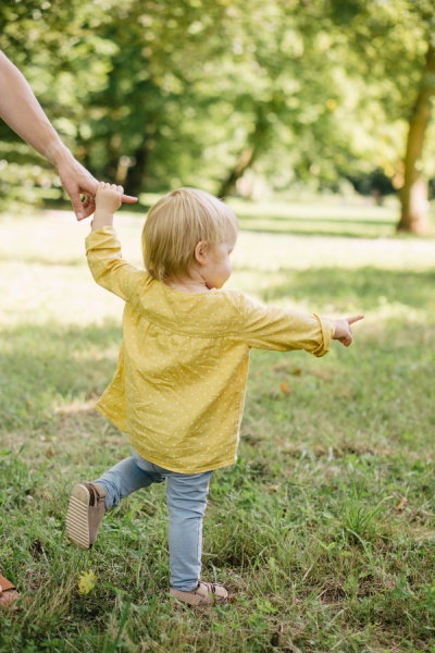 Familienfotos im Sommer in Darmstadt im Park – Foto 11
