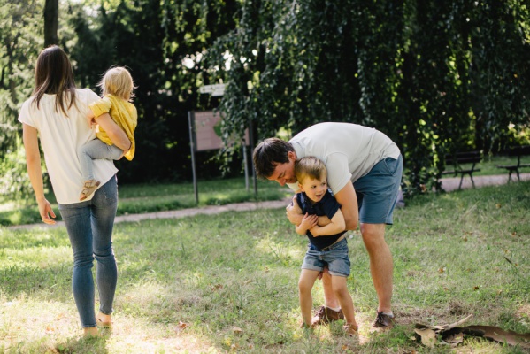Familienfotos im Sommer in Darmstadt im Park – Foto 17