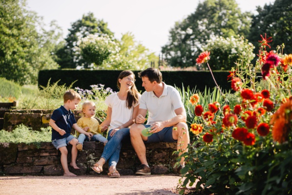 Familienfotos im Sommer in Darmstadt im Park – Foto 25