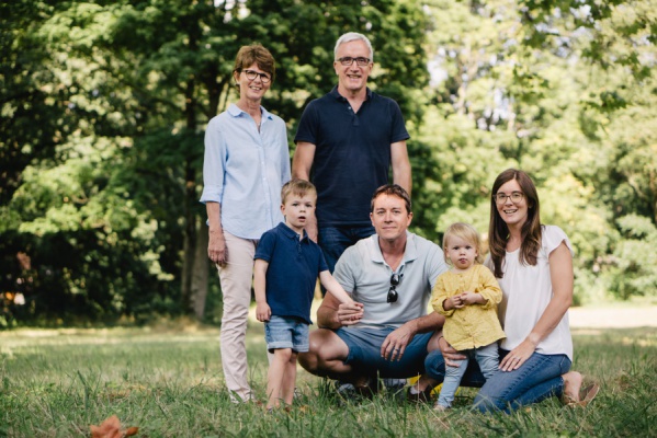 Familienfotos im Sommer in Darmstadt im Park – Foto 5